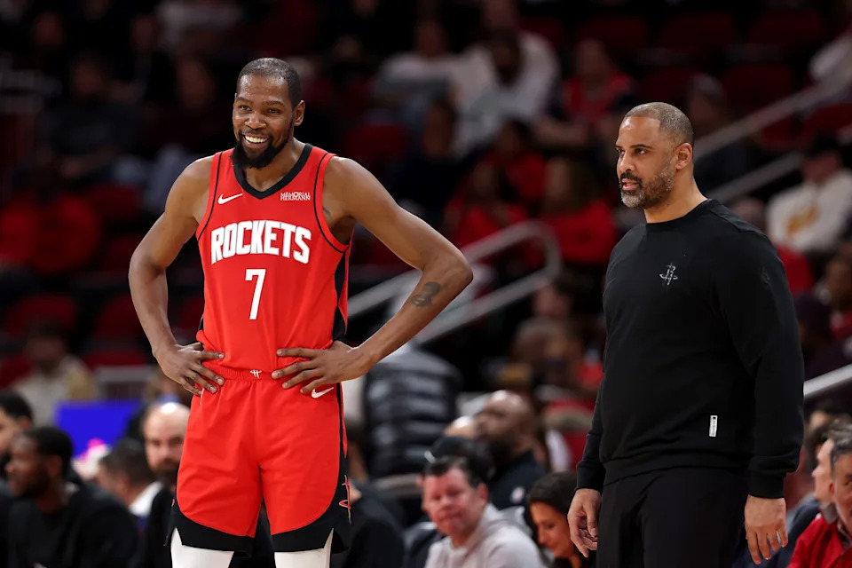 HOUSTON, TEXAS - JANUARY 13: Kevin Durant #7 of the Houston Rockets reacts while speaking with Head coach Ime Udoka of the Houston Rockets during the first quarter of the game against the Chicago Bulls at Toyota Center on January 13, 2026 in Houston, Texas. NOTE TO USER: User expressly acknowledges and agrees that, by downloading and or using this photograph, User is consenting to the terms and conditions of the Getty Images License Agreement. (Photo by Kenneth Richmond/Getty Images)