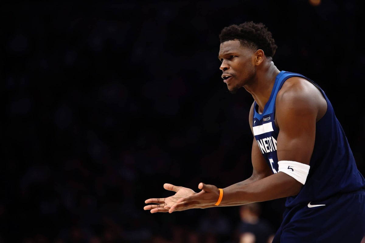 Anthony Edwards and Julius Randle need to pull Timberwolves out of their funk