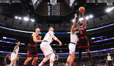 White scores 27 and Bulls match a franchise record with 25 3-pointers in 138-110 win over Clippers