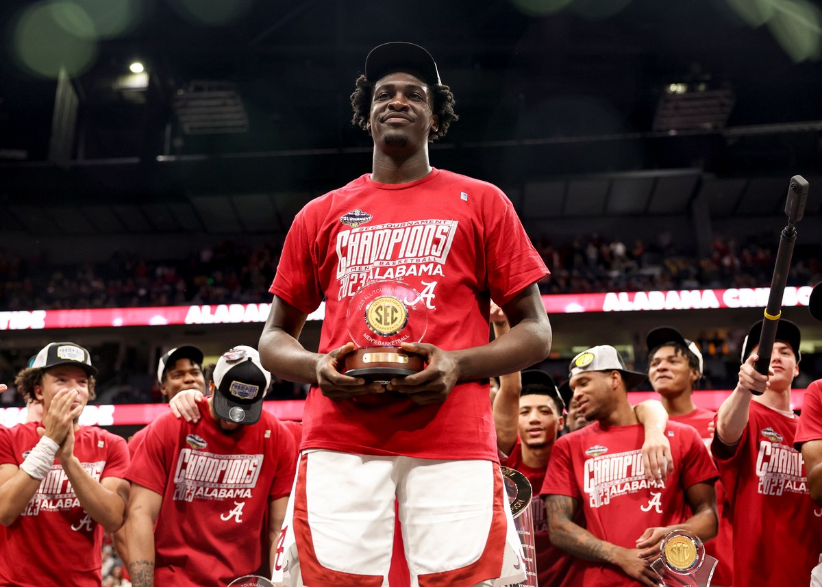 NCAA VP Dan Gavitt Releases Statement on Bediako Eligibility