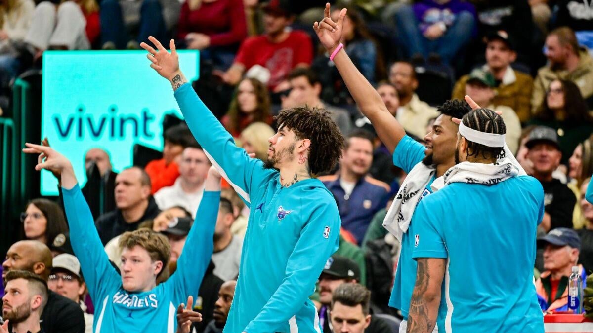 Hornets' runaway romp leads to a historically bad stat for Jazz' Cody Williams