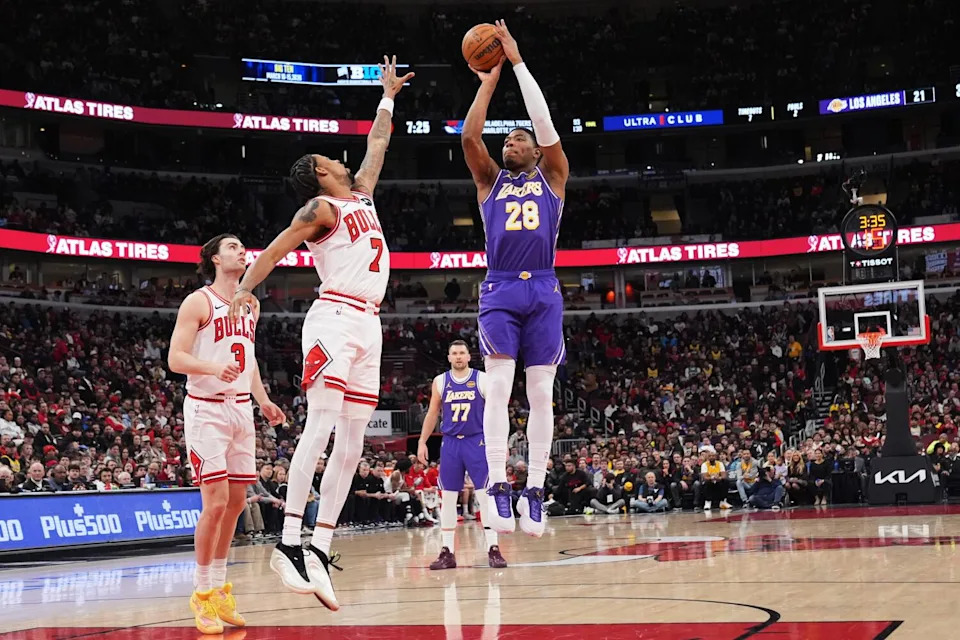 Lakers forward Rui Hachimura shoots over Chicago Bulls forward Dalen Terry during the first half Monday.