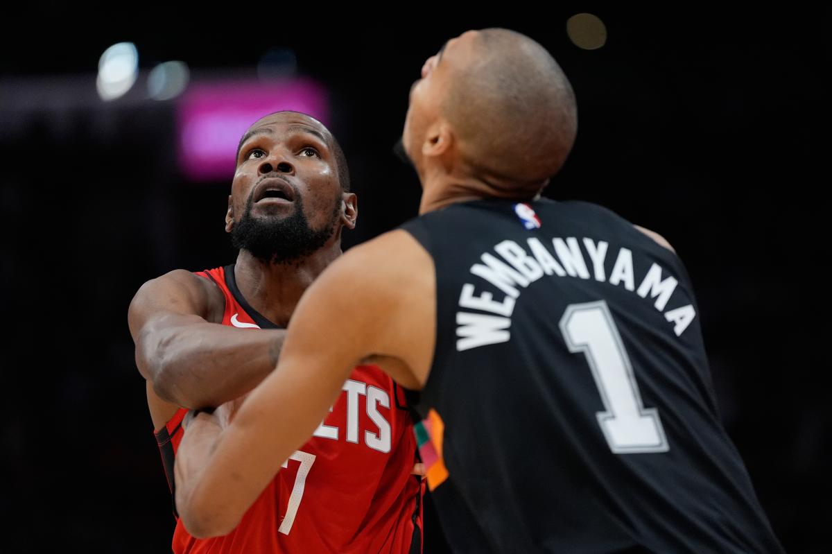 Get up to $2,000 in FanCash for Spurs vs. Rockets