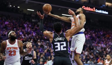 DeRozan leads Kings to victory, Knicks suffer first loss