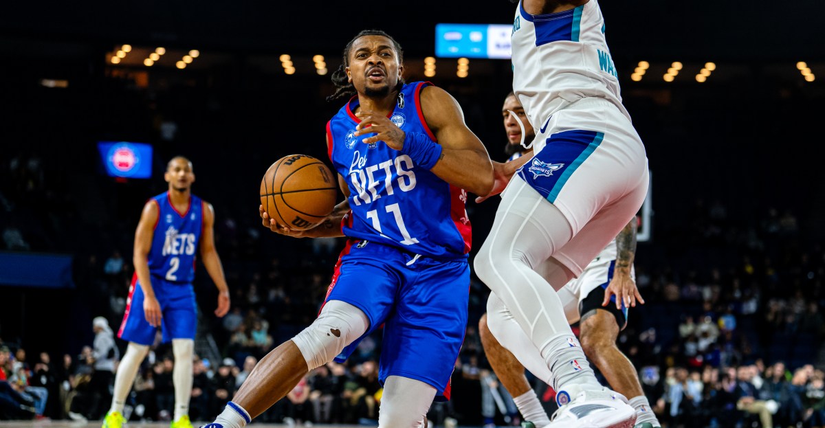 O Canada! Long Island Nets back in Montreal!