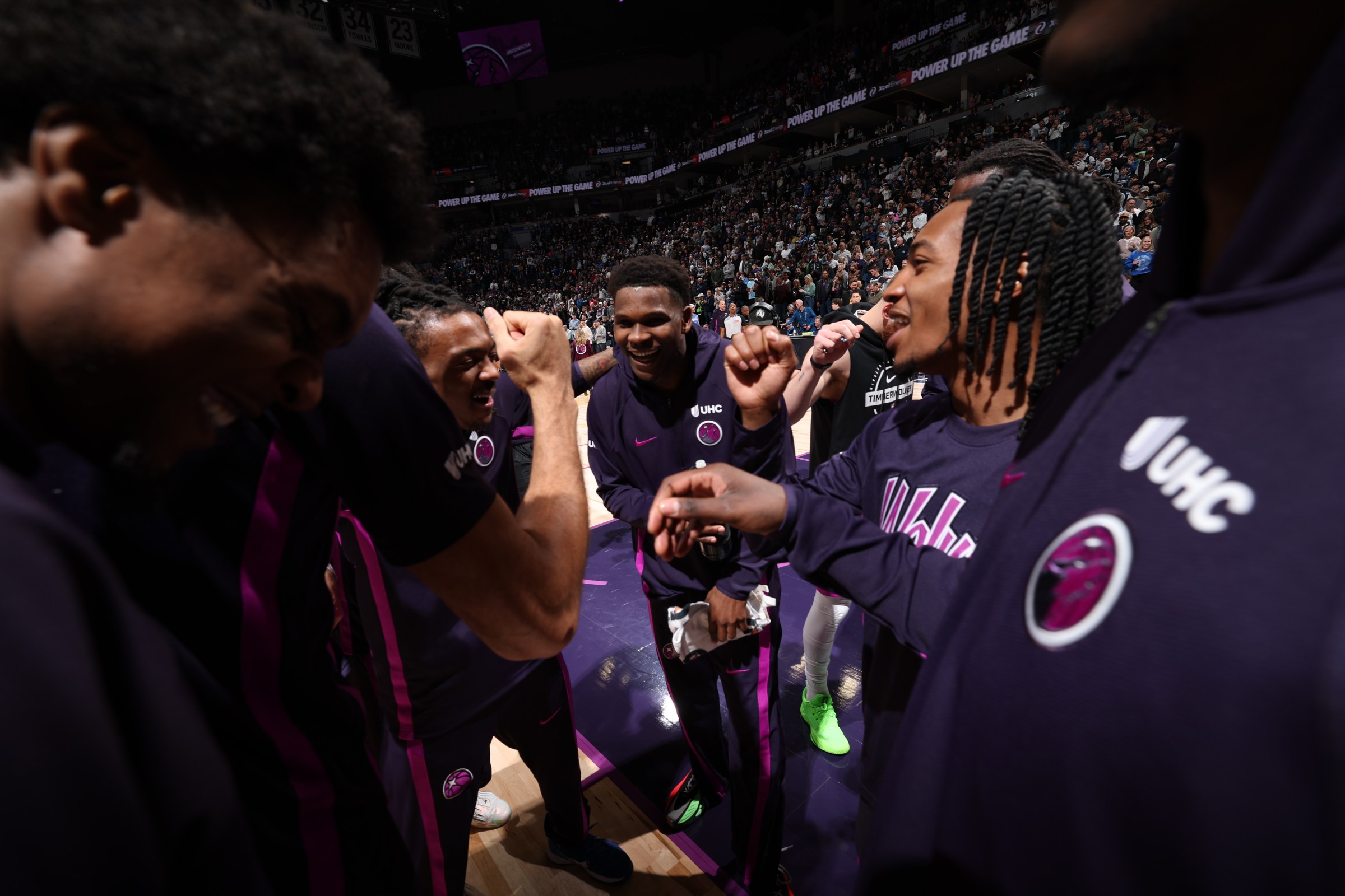 MINNEAPOLIS, MN - DECEMBER 19: The Minnesota Timberwolves huddle up before the game against the Oklahoma City Thunder on December 19, 2025 at Target Center in Minneapolis, Minnesota. NOTE TO USER: User expressly acknowledges and agrees that, by downloading and or using this Photograph, user is consenting to the terms and conditions of the Getty Images License Agreement. Mandatory Copyright Notice: Copyright 2025 NBAE (Photo by David Sherman/NBAE via Getty Images)