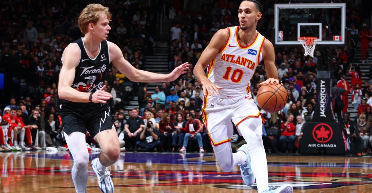 Hawks’ strong start fades in fourth quarter loss to Raptors