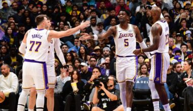 Deandre Ayton bounces back against the Grizzlies
