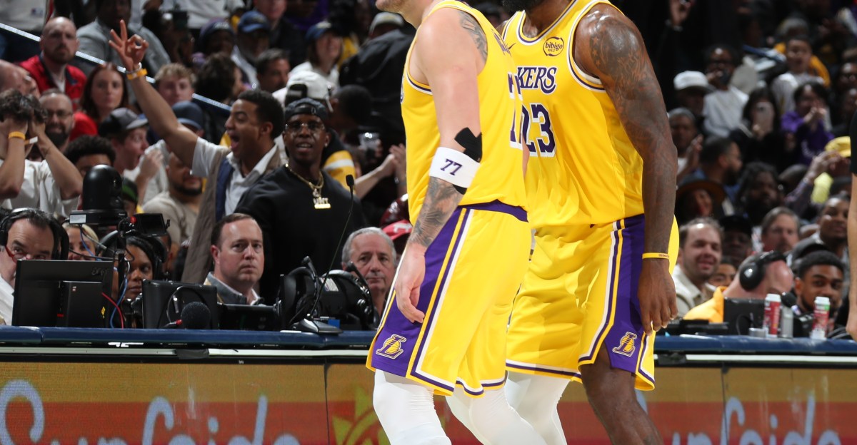Why the Lakers have been so good in the clutch this season