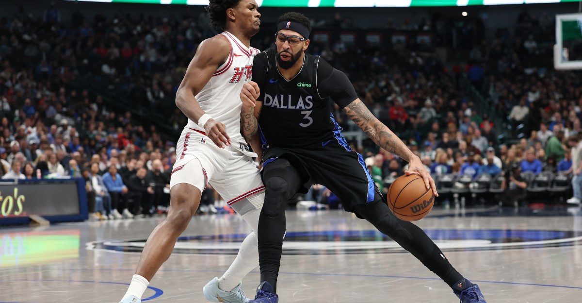 SB Reacts: Dallas Mavericks trade season