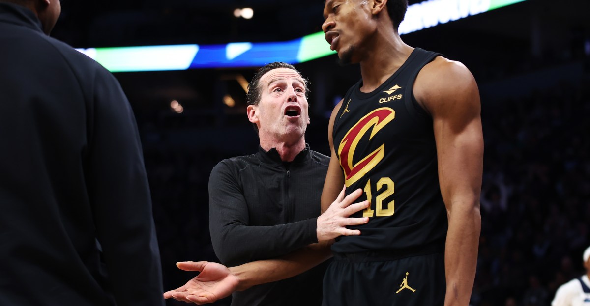 De’Andre Hunter attempts to clear the air on recent trade rumors