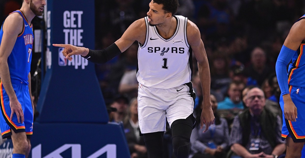 Open Thread: OKC mocks the Spurs postgame ritual