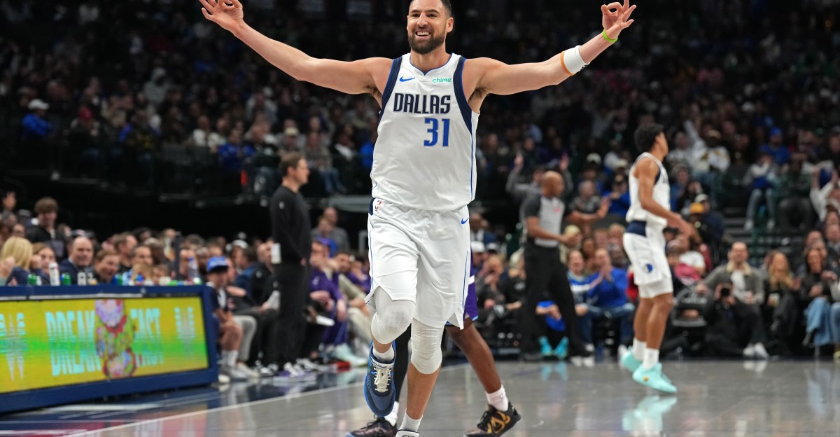 Mavericks vs Jazz Recap: Mavericks embarrass Jazz again in 138-120 win