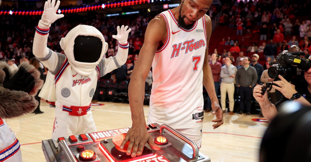Spurs vs Rockets: This Time It’s Peacock