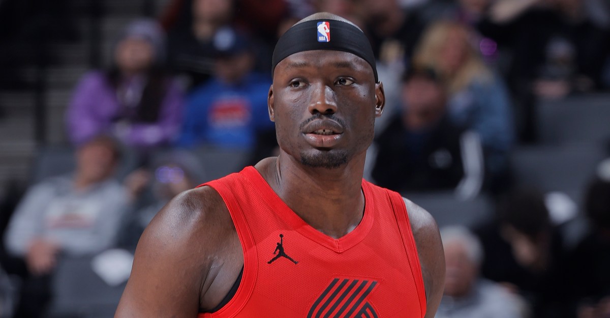 Blazers Center Duop Reath Out for Season with Broken Foot