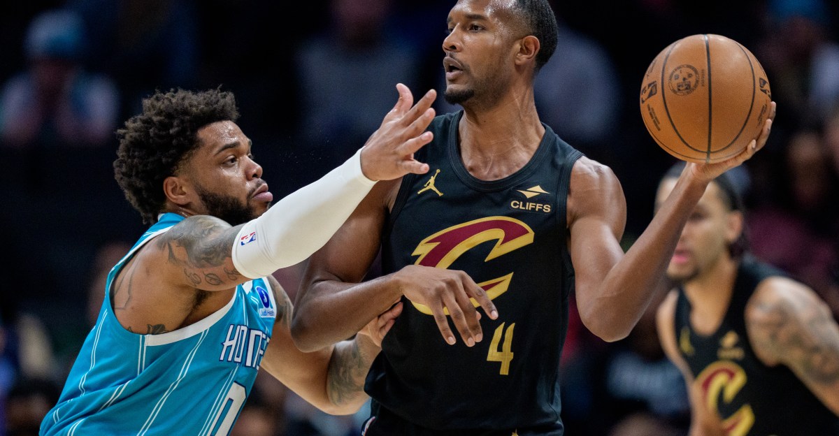 Winners and Losers: Cavs at Hornets - Evan Mobley dominates then disappears in Charlotte