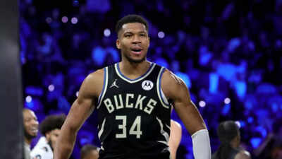 Is Giannis Antetokounmpo playing tonight vs the Charlotte Hornets? Latest update on the Milwaukee Bucks star's injury report (January 2, 2026)