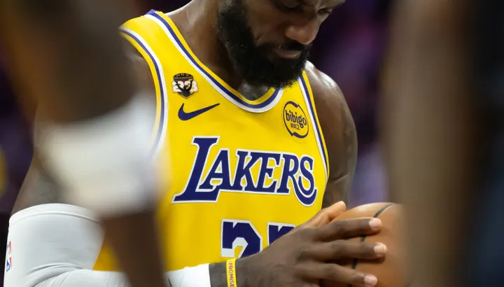 Los Angeles Lakers news: LeBron James tries to put out fire after agent’s Austin Reaves remarks