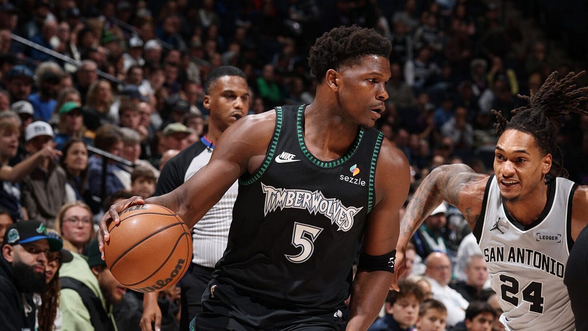 The Timberwolves Pulled Off a 19-Point Comeback vs. the Spurs on Sunday