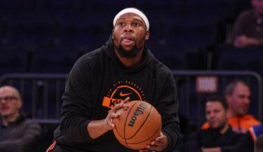 Knicks make pair of bench players available in trade talks