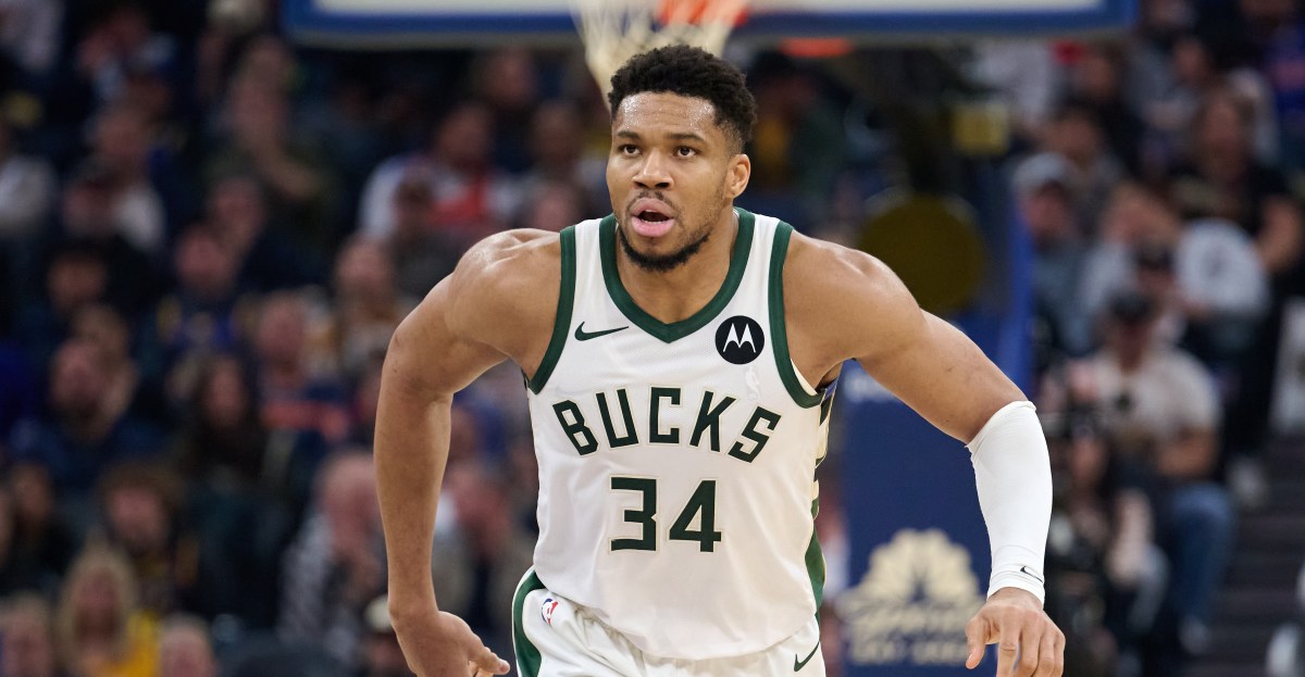 Bucks superstar Giannis Antetokounmpo issues a strong message about his future