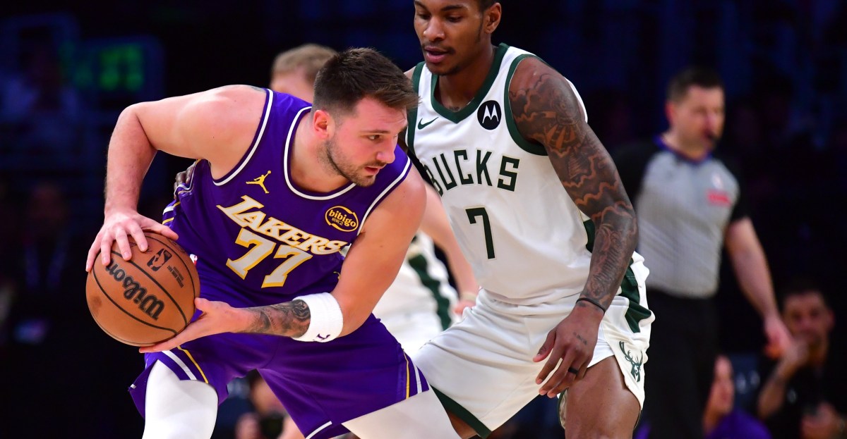 Bucks vs. Lakers Final Score & Summary: Milwaukee snatches a road victory