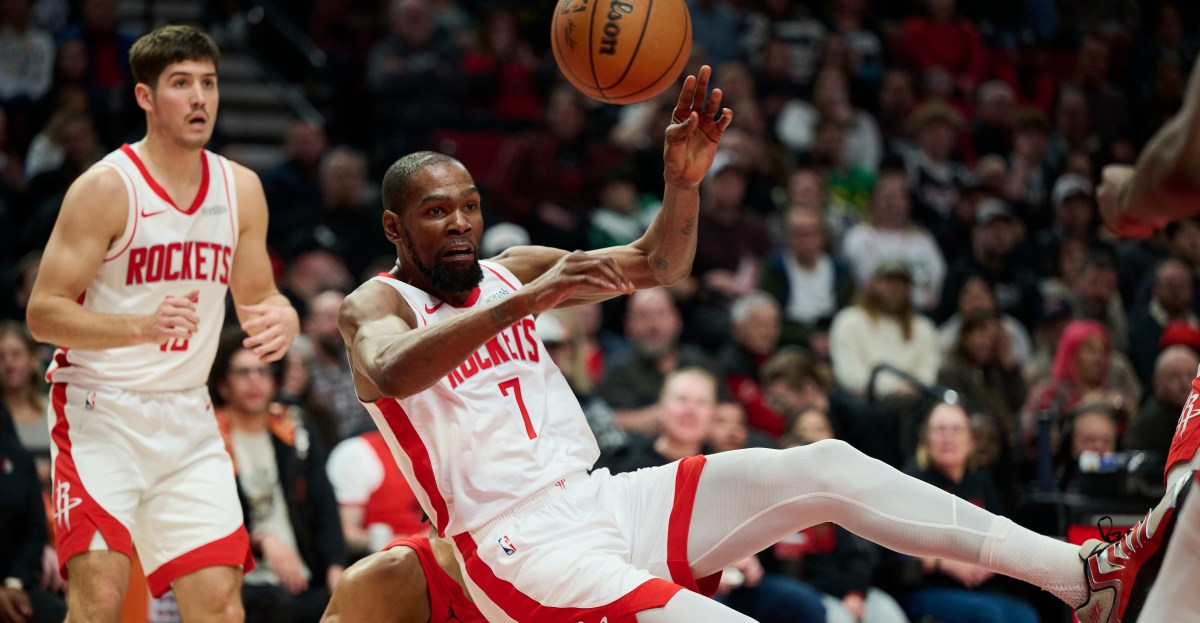 Rockets fall apart in the 4th quarter and lose in POR 111-105