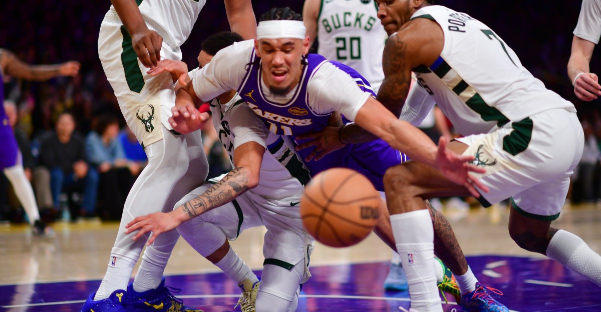 NBA Trade Deadline: Lakers fans see defense as biggest roster need