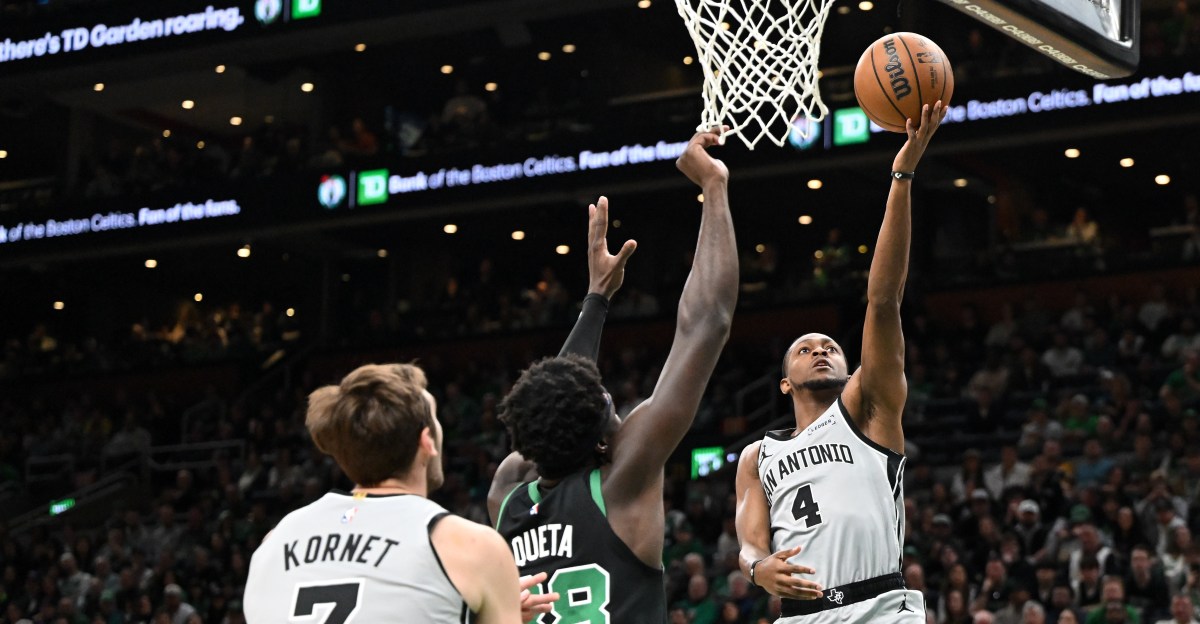 Highlights: Fox, Johnson, & Wembanyama combine for 60 in win over Celtics