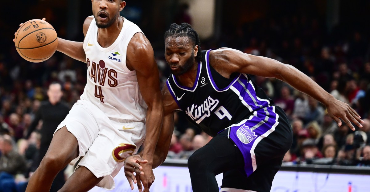 Evan Mobley’s 29 points power Cavs to 123-118 victory over Kings