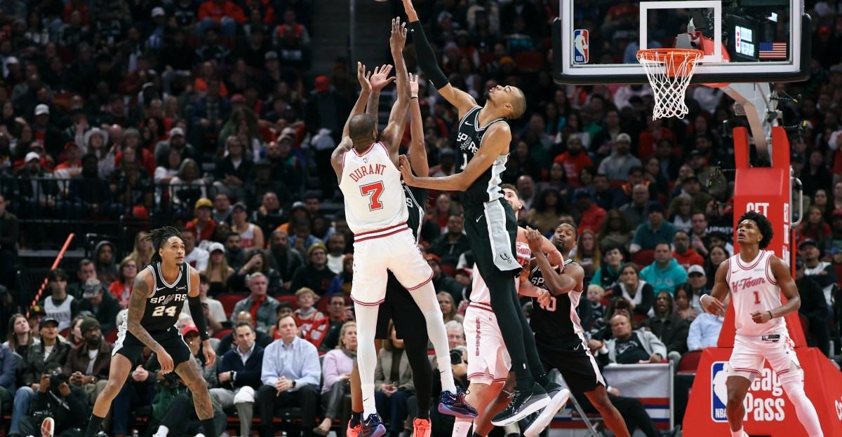 Highlights: Victor Wembanyama leads defensive lockdown in second half versus Rockets