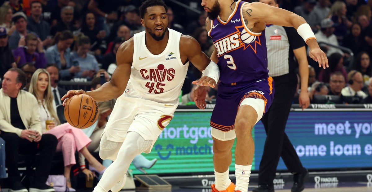 Cavs get run over by Suns in lackadaisical performance