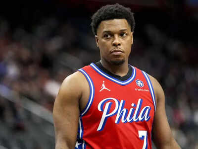 LeBron James pens two-word message for Kyle Lowry’s emotional standing ovation at Toronto homecoming