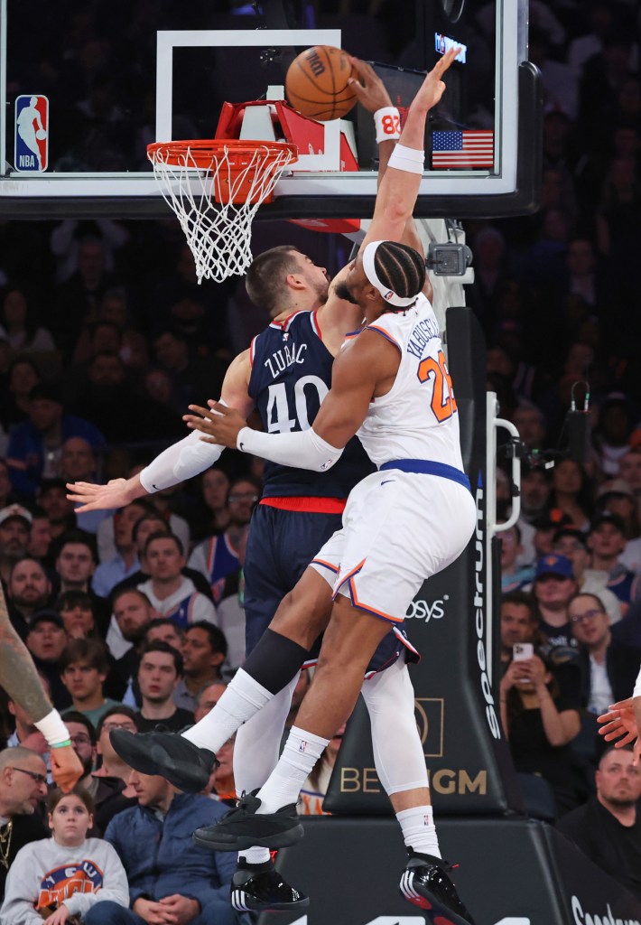 New York Knicks forward Guerschon Yabusele #28, driving to the basket as LA Clippers center Ivica Zubac #40, defends in the 4th quarter.
