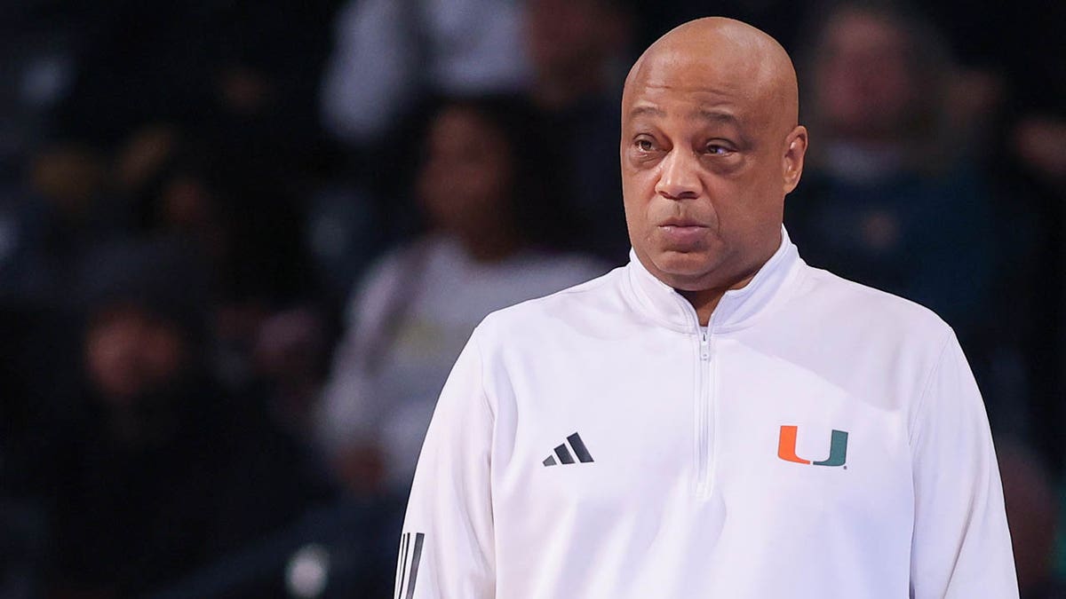 Bill Courtney watches play