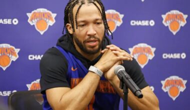 Knicks' Jalen Brunson laughs off 'embarrassing' ankle injury