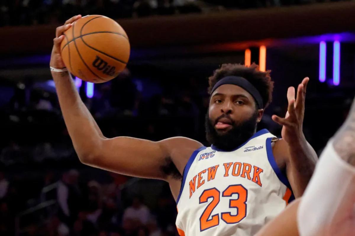 The many factors at play with Mitchell Robinson's free agency looming
