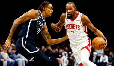 Durant leads Rockets to fourth straight victory