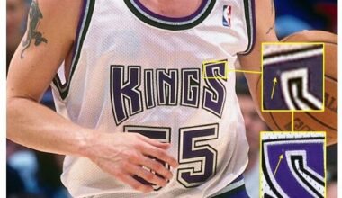 Jason Williams' rookie-year jersey sells privately for $140,000