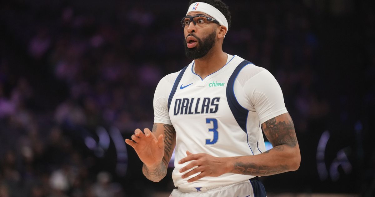 Anthony Davis reportedly willing to be traded to Toronto Raptors