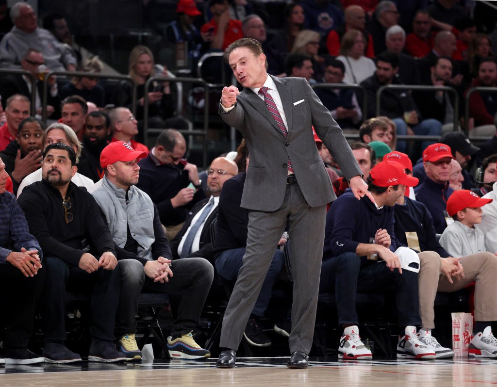 St. John's Red Storm head coach Rick Pitino points during the first half of a game against Seton Hall Pirates.
