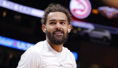 Hawks' Trae Young starts, dishes 10 assists in return after missing 22 games