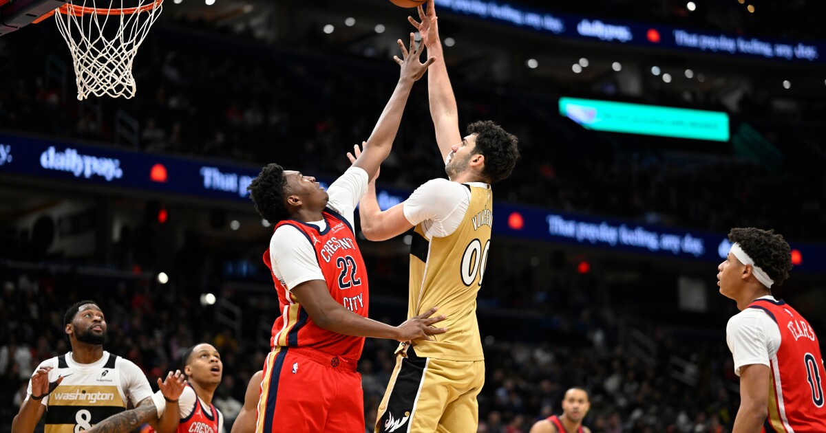 Baltimore Native Derik Queen records triple-double in return to DMV