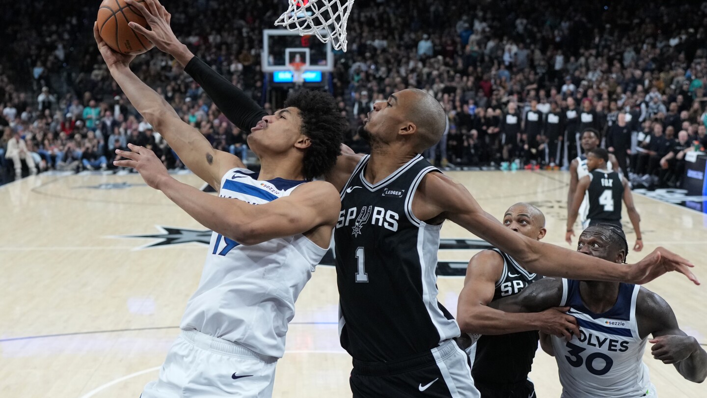 Wembanyama helps Spurs fend off Edwards as Spurs top Timberwolves