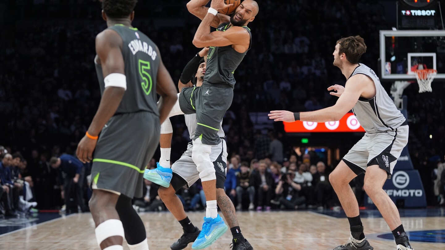 Timberwolves' Rudy Gobert suspended for 1 game