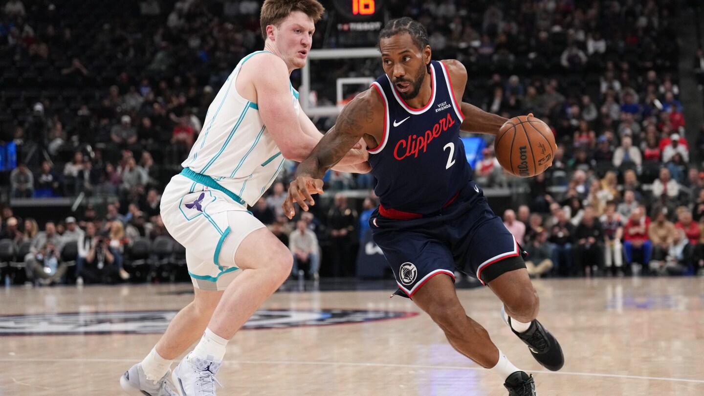 Harden moves to 9th place on NBA's scoring list as Clippers beat Hornets 117-109