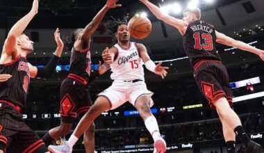 Clippers' six-game winning streak ends in blowout loss to Bulls