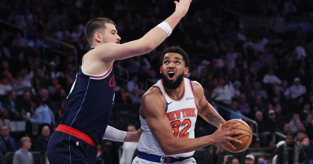 Kawhi Leonard has 25 points, but Clippers lose to the Knicks