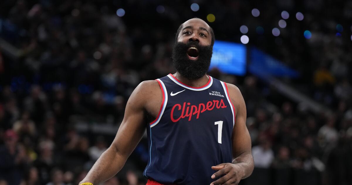 James Harden passes Shaq on scoring list as Clippers defeat the Hornets