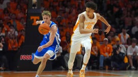 Kentucky stuns Tennessee as comeback Cats rally for third straight time to pull off another big road victory